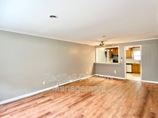 Building Photo - 119 Cindy Cir