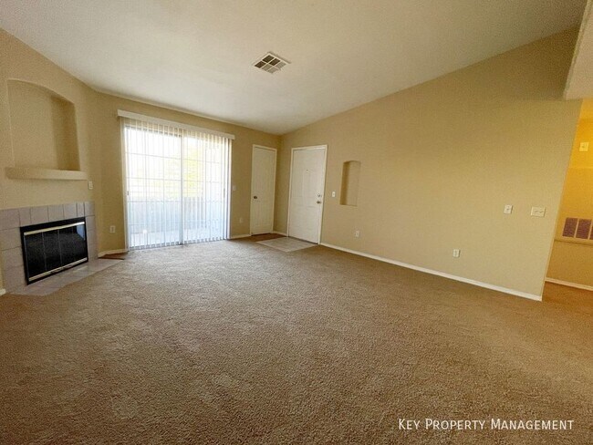 Foto del edificio - 4730 E Craig Rd