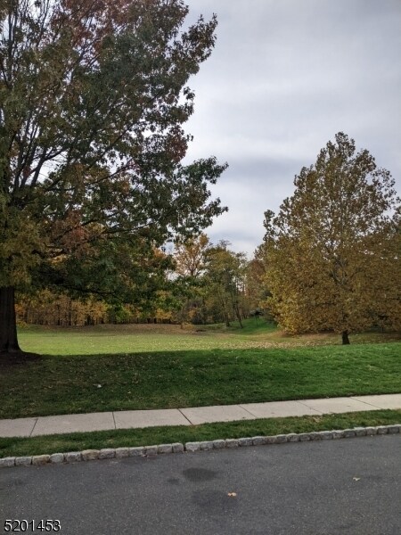 Building Photo - 1705 Park Pl