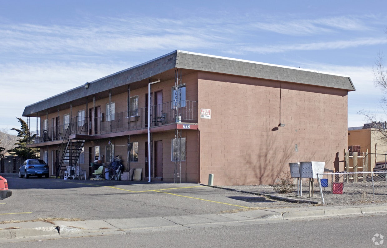 Primary Photo - 628-636 Morris St NE