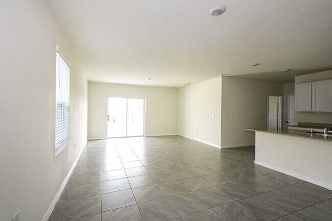 Foto del edificio - 8369 Claw Glades Lp