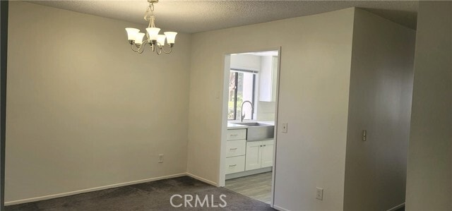 Foto del edificio - 8633 Portola Ct