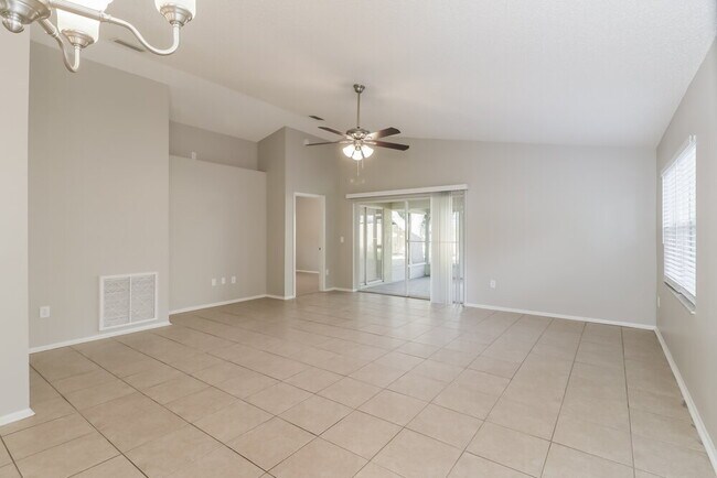 Building Photo - 13203 Sharondale Ct