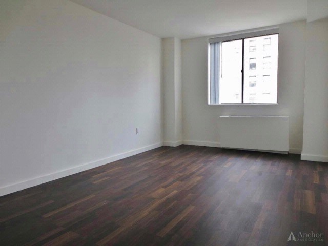 Primary Photo - 184 Lexington Ave