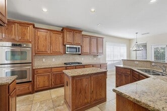 Building Photo - 1328 Burnett Rd Building Photo - 1328 Burnett Rd