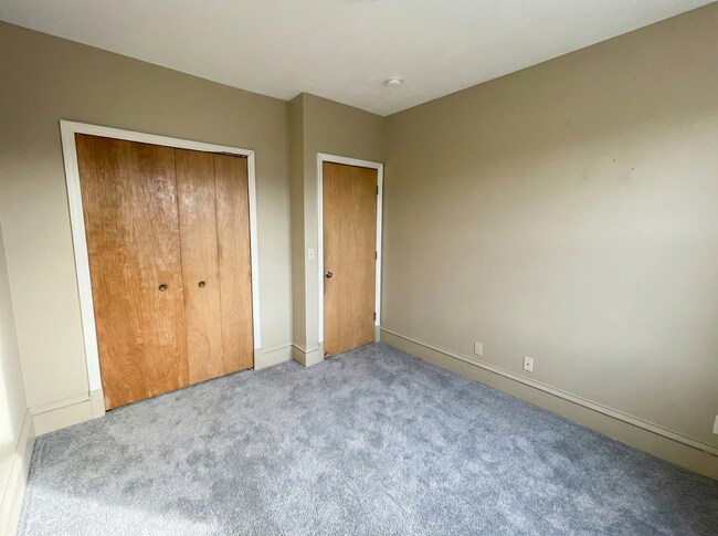 Foto del edificio - 4804 E 84th St