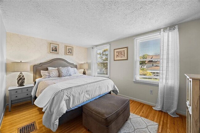 Foto del edificio - 136 Castleford Rd