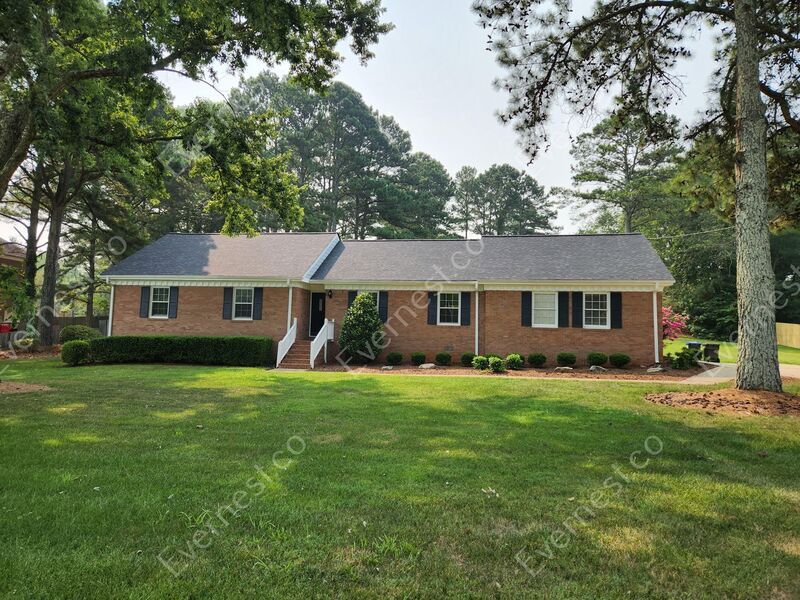 Primary Photo - 315 Hardscrabble Rd