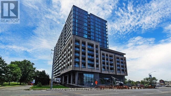 Building Photo - 86-1186 Dundas St E