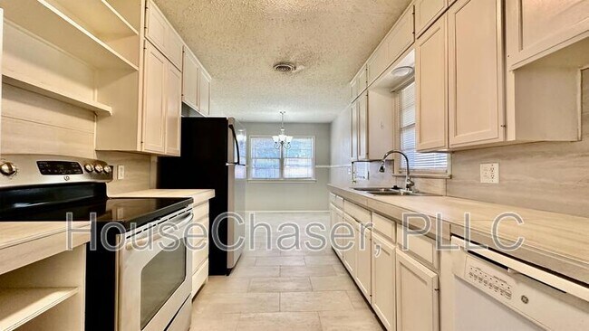 Foto del edificio - 3411 39th St