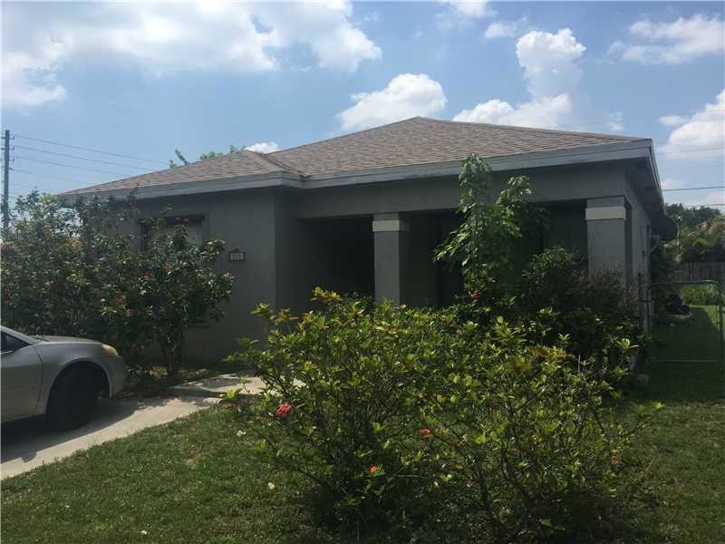 Foto principal - 711 SW 3rd Pl