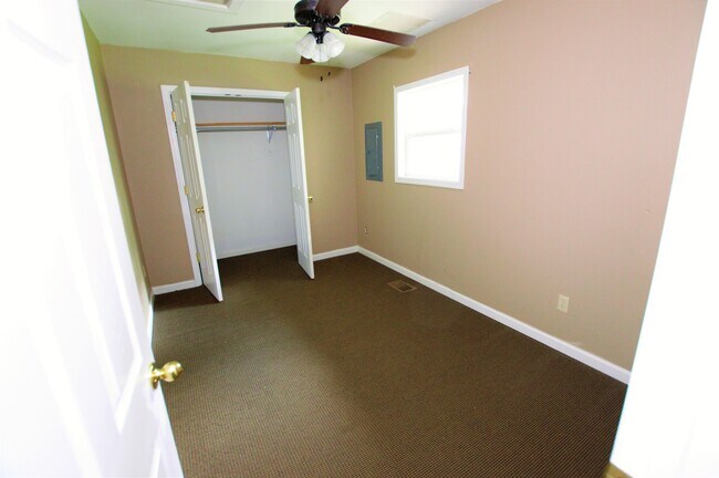 Building Photo - Shelby Street Triplex