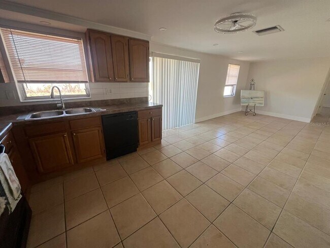 Foto del edificio - 3517 Garfield Dr