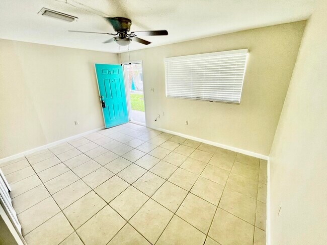 Building Photo - 306 Johnson Ave