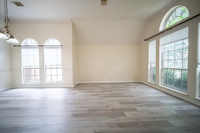 Foto del edificio - 4503 Oak Valley Dr