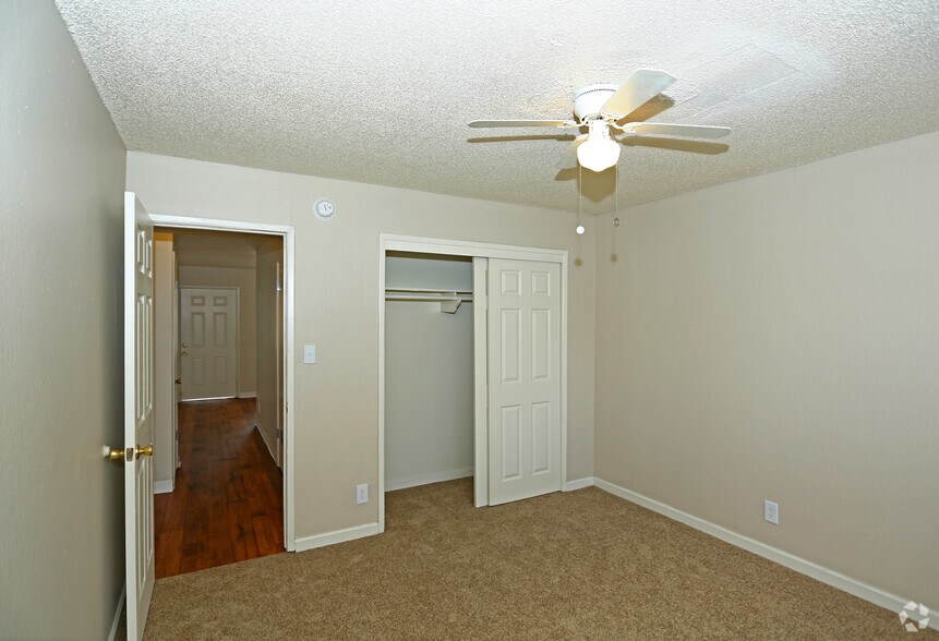 Azalea Court Als Sacramento Ca Apartments Com