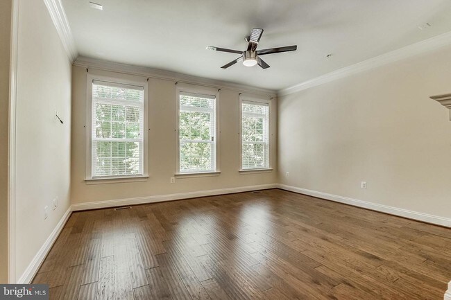 Foto del edificio - 10618 Canfield St