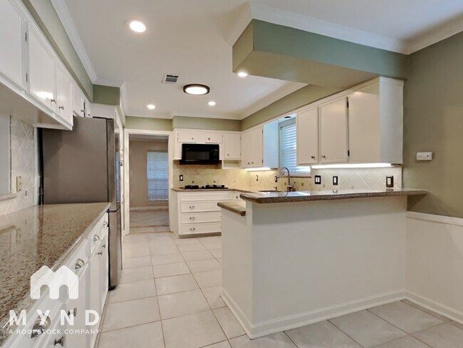 Foto del edificio - 4003 Highknoll Ln