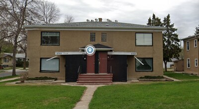 Building Photo - 5707-5118 118 Ave NW