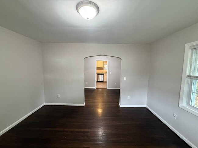 Building Photo - 1419 Overlook St