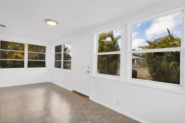 Foto del edificio - Cute 3bdrm/1bath House ** Section 8 OK ** $1945.00**