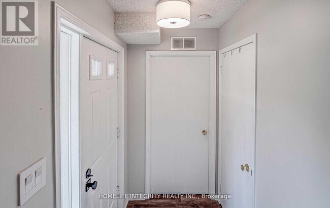 Building Photo - 119 D'Ambrosio Dr