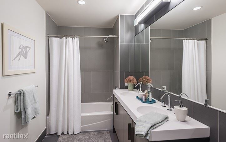 Foto del edificio - 250 Ashland Pl