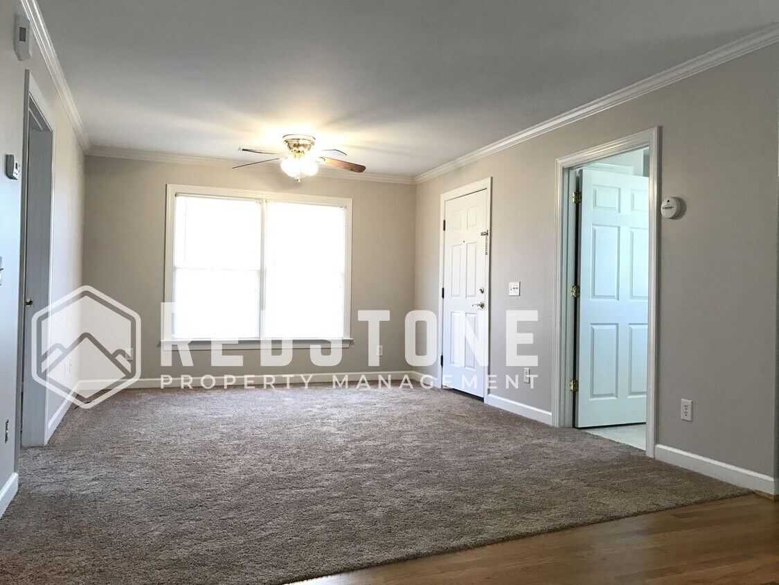 2 Bedroom, 2 Bath Duplex House Rental in Burlington, NC