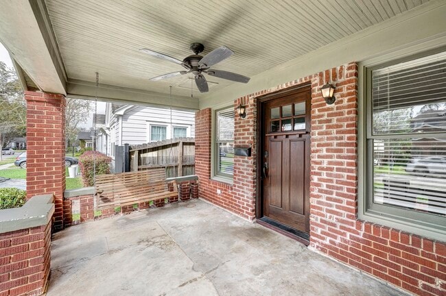 Foto del edificio - 721 E 16th St