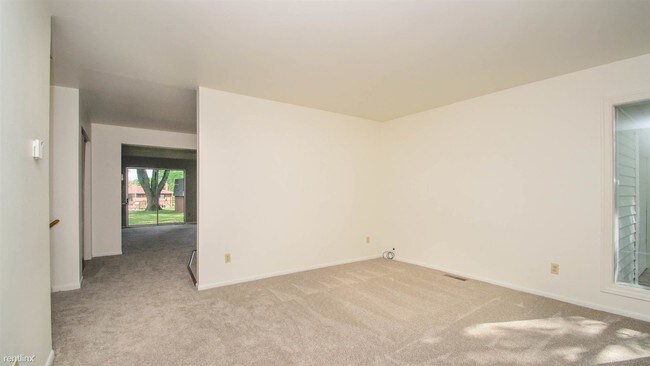 Building Photo - 4 br, 2 bath House - 3615 Cushing Ct
