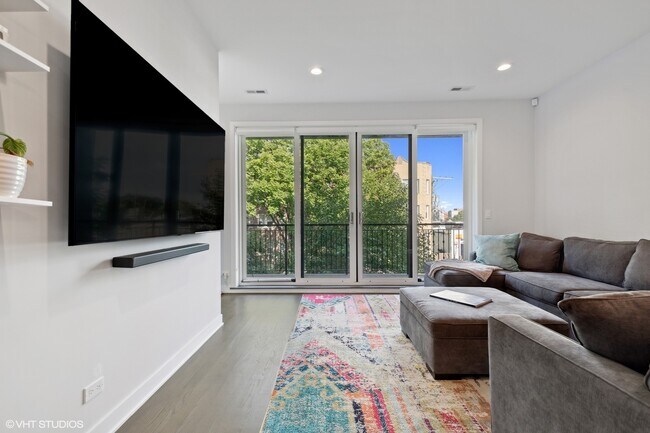 Foto del edificio - 4014 N Mozart St