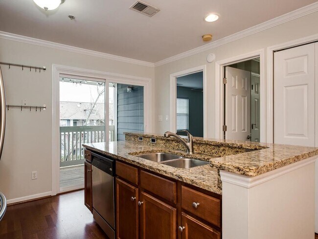 Building Photo - Nestled in the heart of Dilworth surrounded by rocking chair front porch homes and tree lined str...