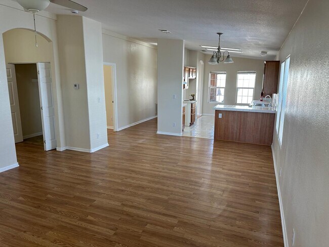 Foto del edificio - 2308 Rangeview Dr