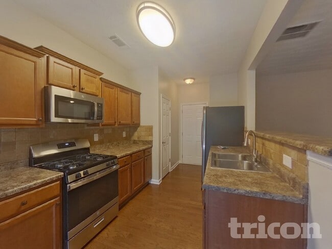 Building Photo - 750 Mountain Laurel Dr