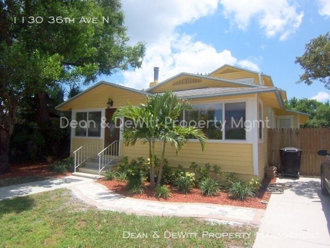 Building Photo - 3 bedroom in St Petersburg FL 33704