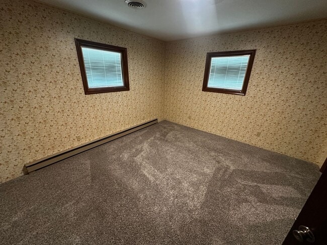 Foto del edificio - 6405 Hansen Dr