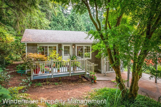 Building Photo - 2 br, 1 bath House - 9331 NE Midway