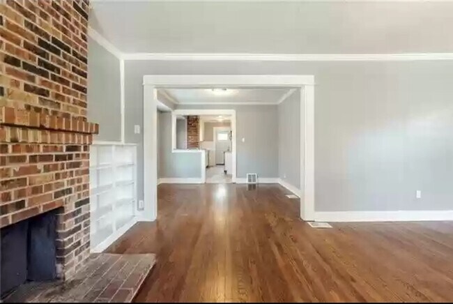 Foto del edificio - 5519 Highland Ave