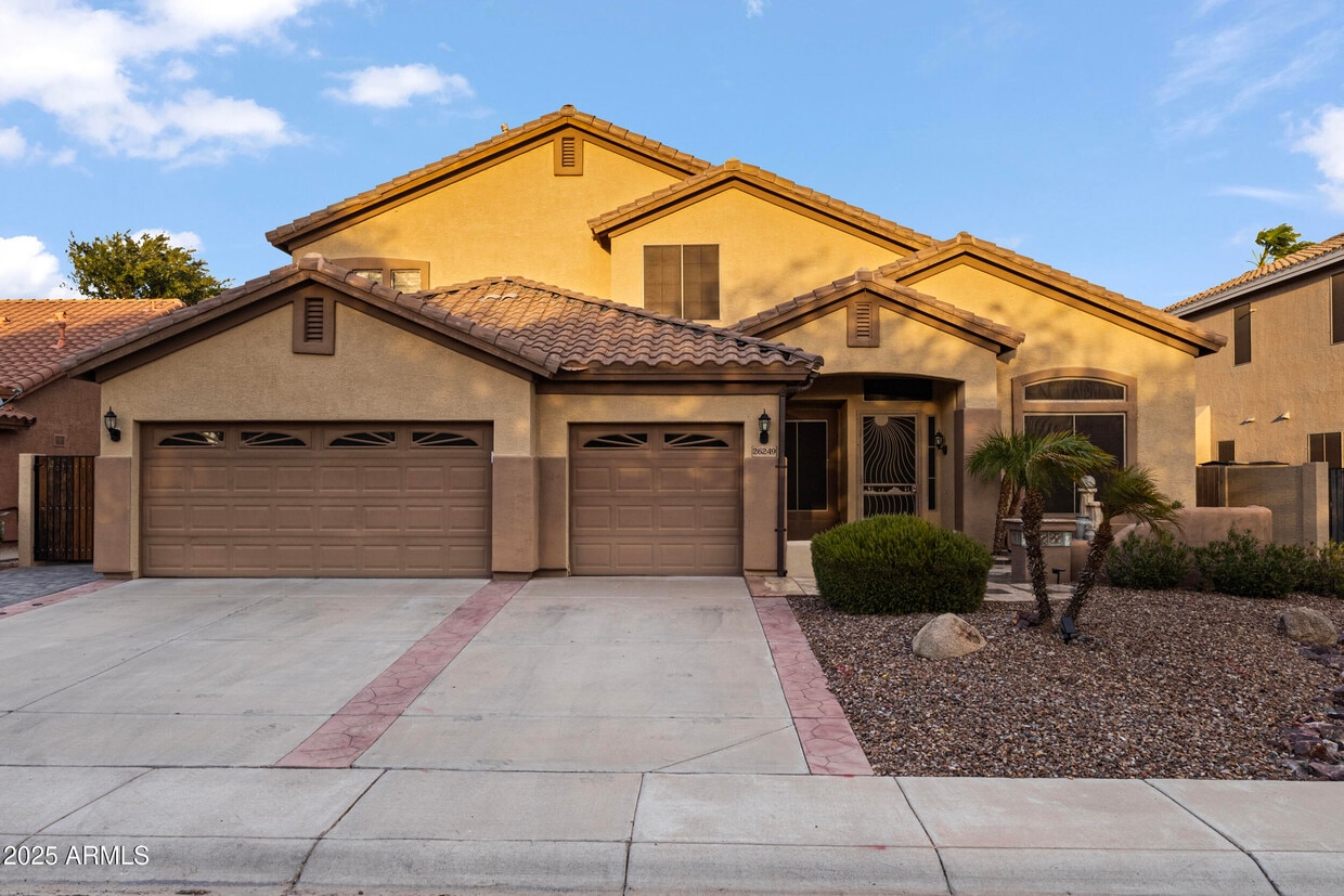Primary Photo - 26249 N 68th Ln