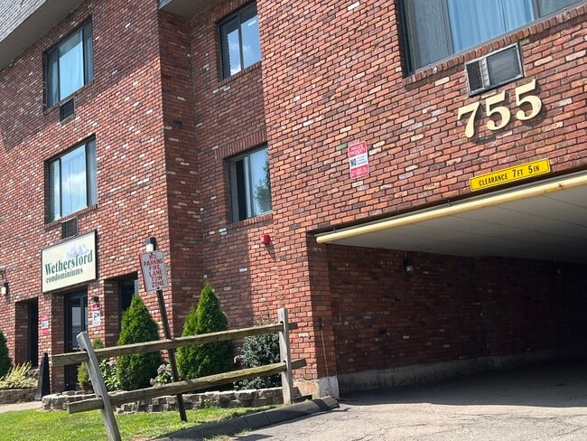 Foto del edificio - 755 Wethersfield Ave