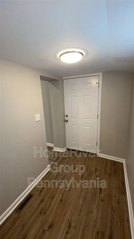 Building Photo - 4048 N Fairhill St