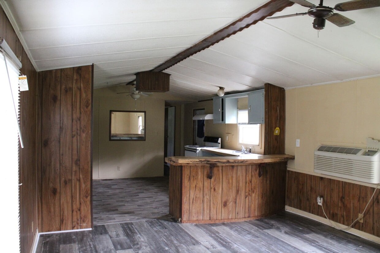 Building Photo - 2507-2542 NC 42