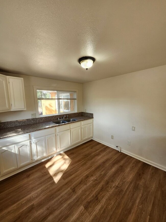 Photo - 1977 N F St Apartment