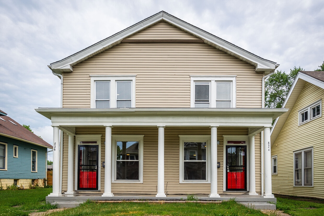 824 E Maple St, Jeffersonville, IN 47130 Townhome Rentals in