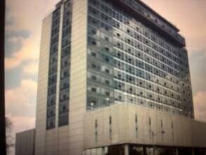 Building Photo - 7234 W North Ave