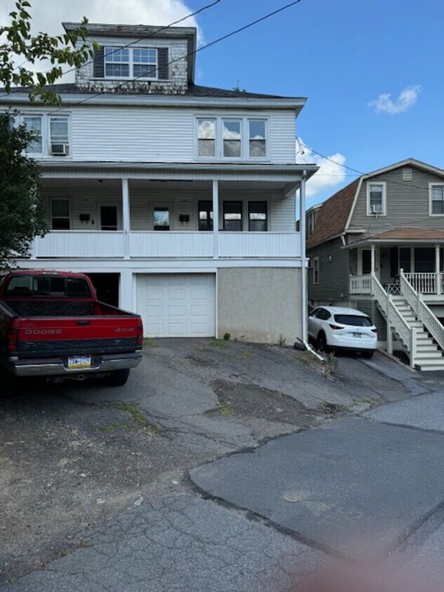 Primary Photo - 3 bedroom