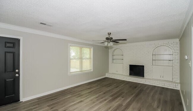 Foto del edificio - 8642 Edney Ridge Ave