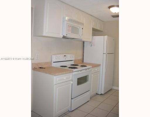 Foto del edificio - 5626 Freedom St