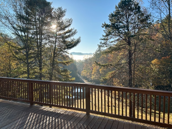 Building Photo - 501 Wispy Willow Dr