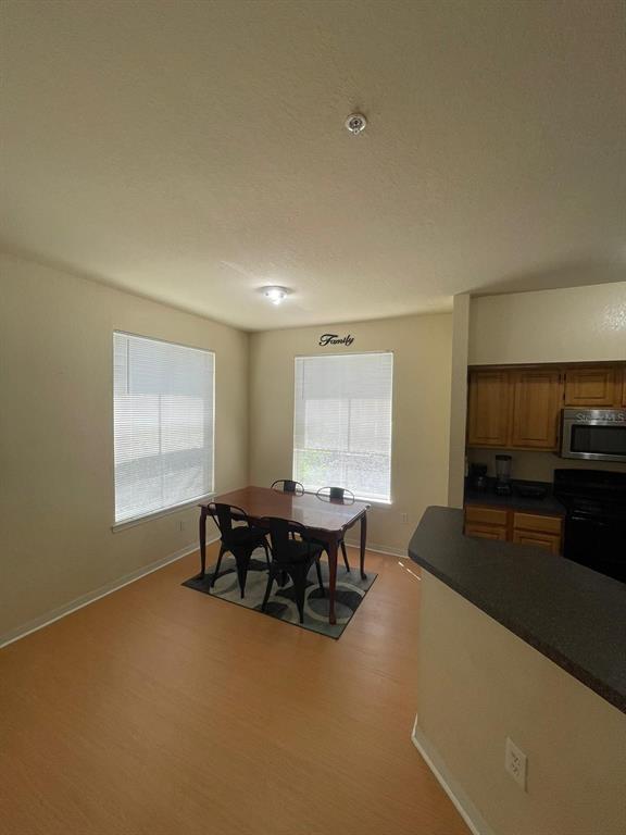 Building Photo - 6017 Westgate Dr